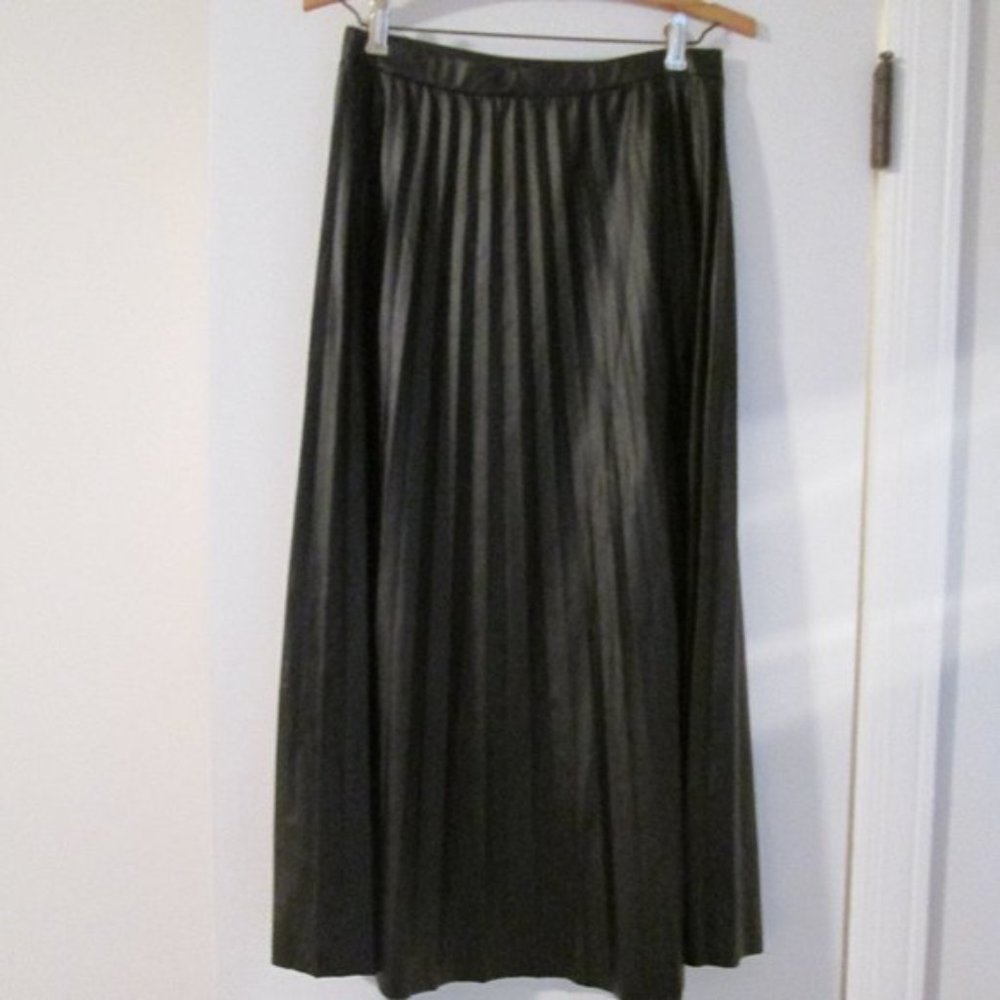 ASOS Black Faux Leather Pleated A-line Pull-on Midi Skirt size 6